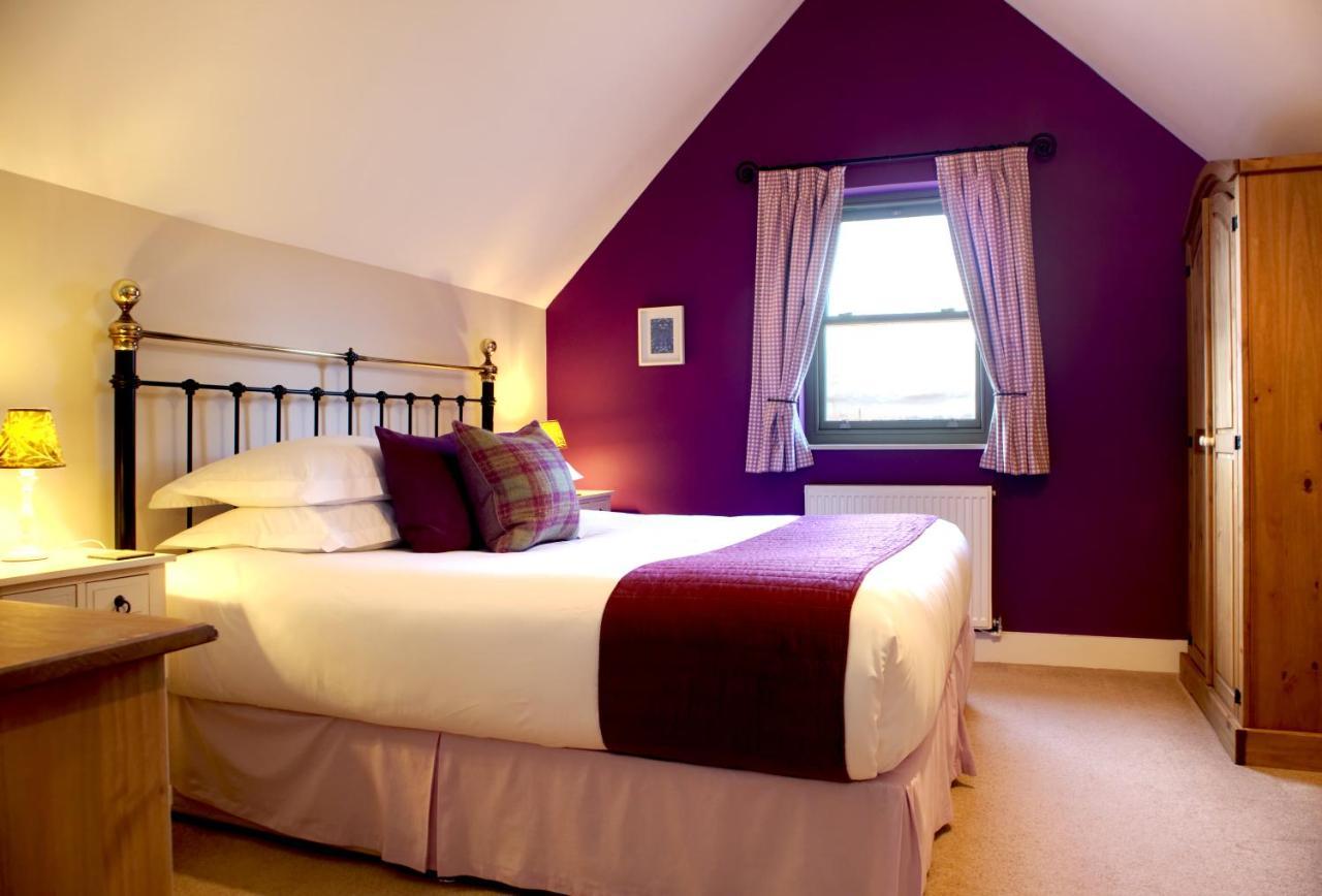 Faebuie Cottages Dalchreichart エクステリア 写真